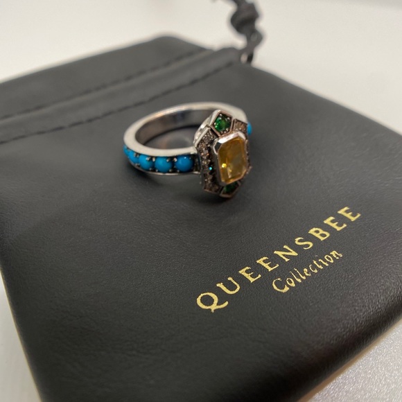 QUEENSBEE Jewelry - QUEENSBEE Color Cacophony Ring